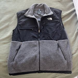 North Face Denali Vest - Men’s (Medium) - Gray